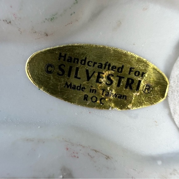 Vintage Silvestri Porcelain Cat Ornament Gray White Kitty Ribbon Taiwan Made 4” - Picture 7 of 7